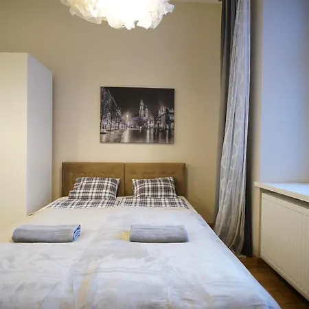 Kyhash Kazimierz Starowislna 36 * Krakow